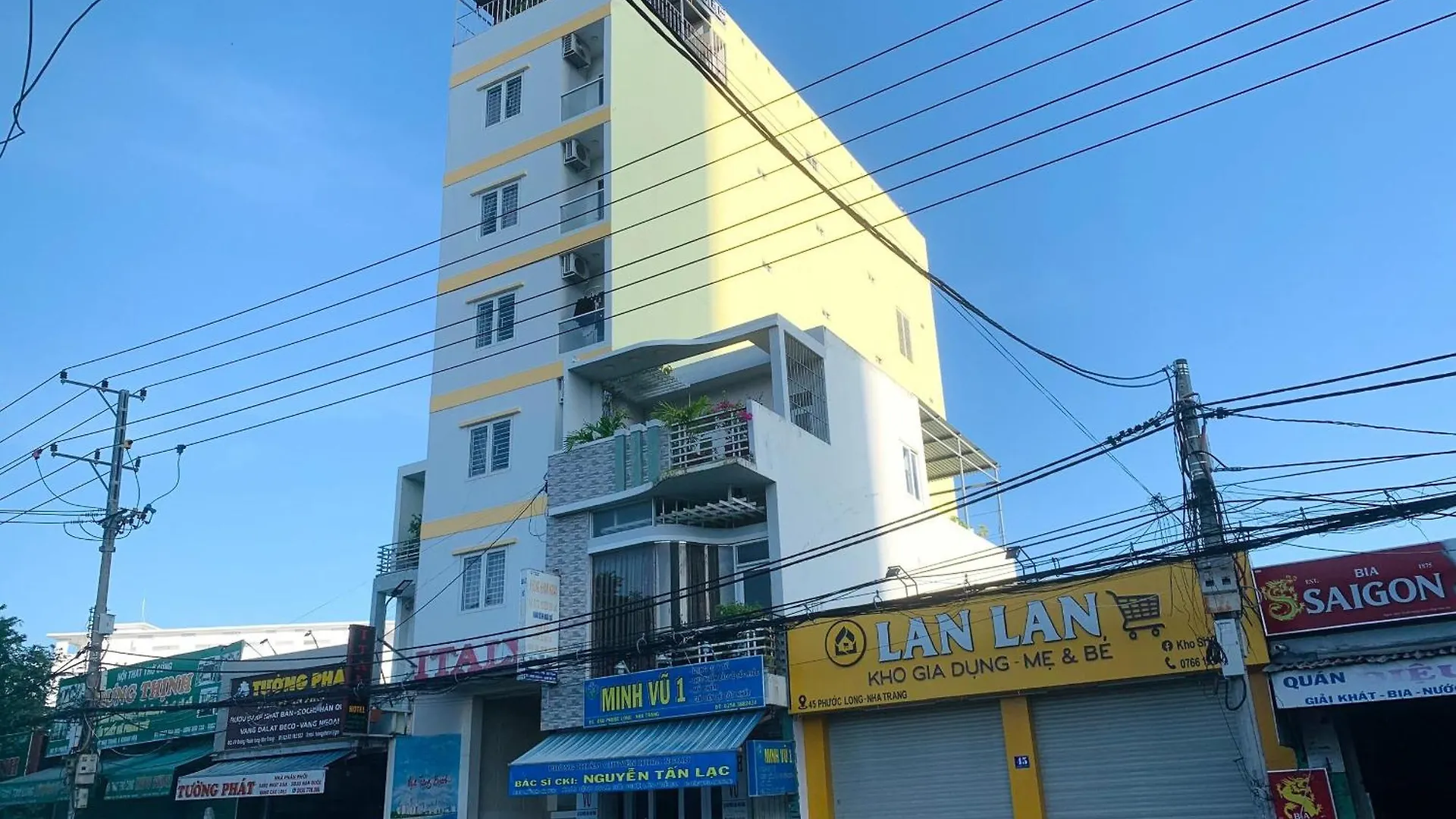 **  Italy Hotel Nha Trang Vietnam